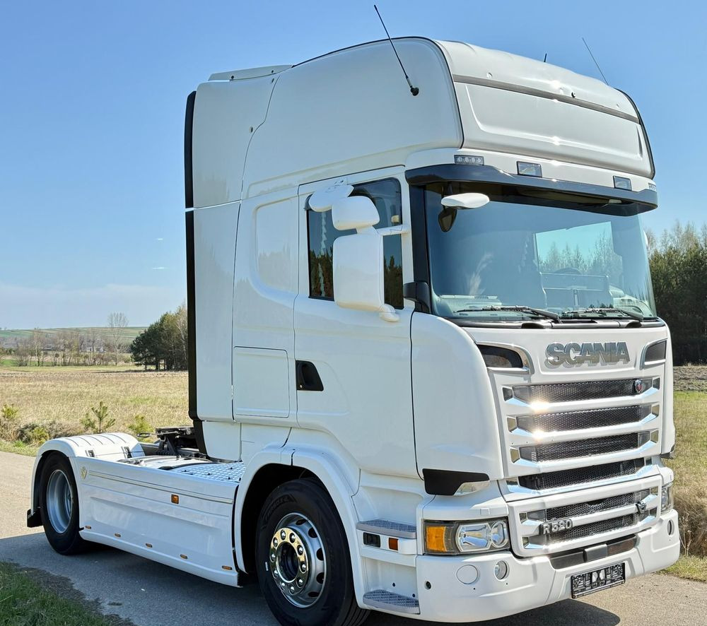 Scania R520/SERWISOWANA/SPROWADZONA/4PODUSZKI TYŁ/RETARDER/NISKI PRZEBIEG - Nyergesvontató: 2 kép. Scania R520/SERWISOWANA/SPROWADZONA/4PODUSZKI TYŁ/RETARDER/NISKI PRZEBIEG - Nyergesvontató: 2 kép.