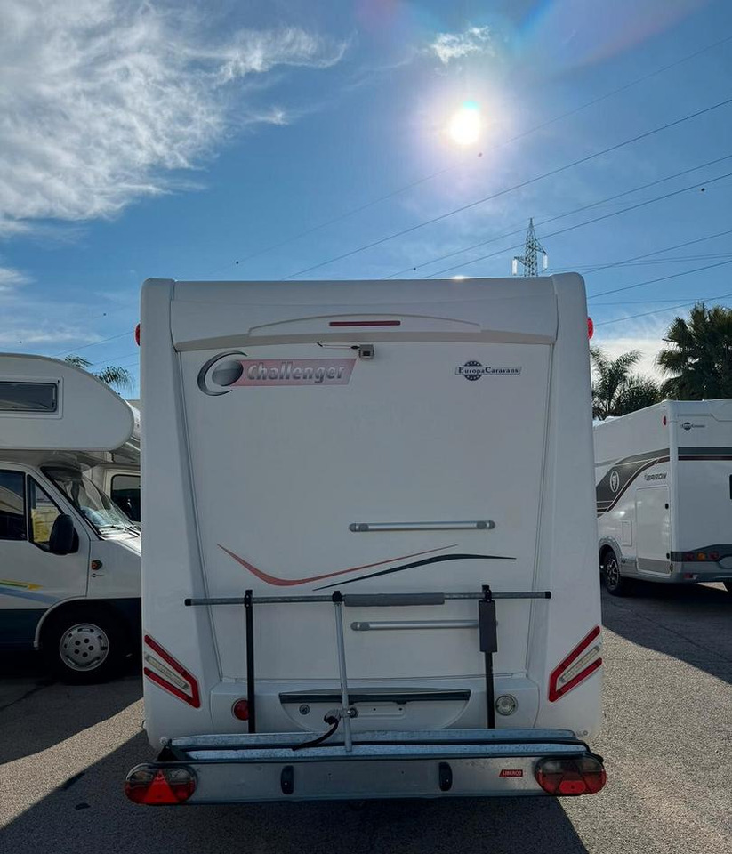 Challenger MAGEO 288 - Félintegrált lakóautó: 4 kép. Challenger MAGEO 288 - Félintegrált lakóautó: 4 kép.