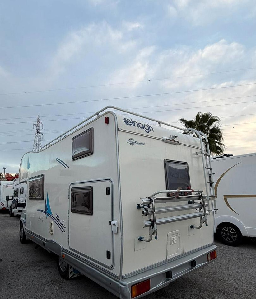 Elnagh BIG MARLIN - Alkóvos lakóautó: 3 kép. Elnagh BIG MARLIN - Alkóvos lakóautó: 3 kép.