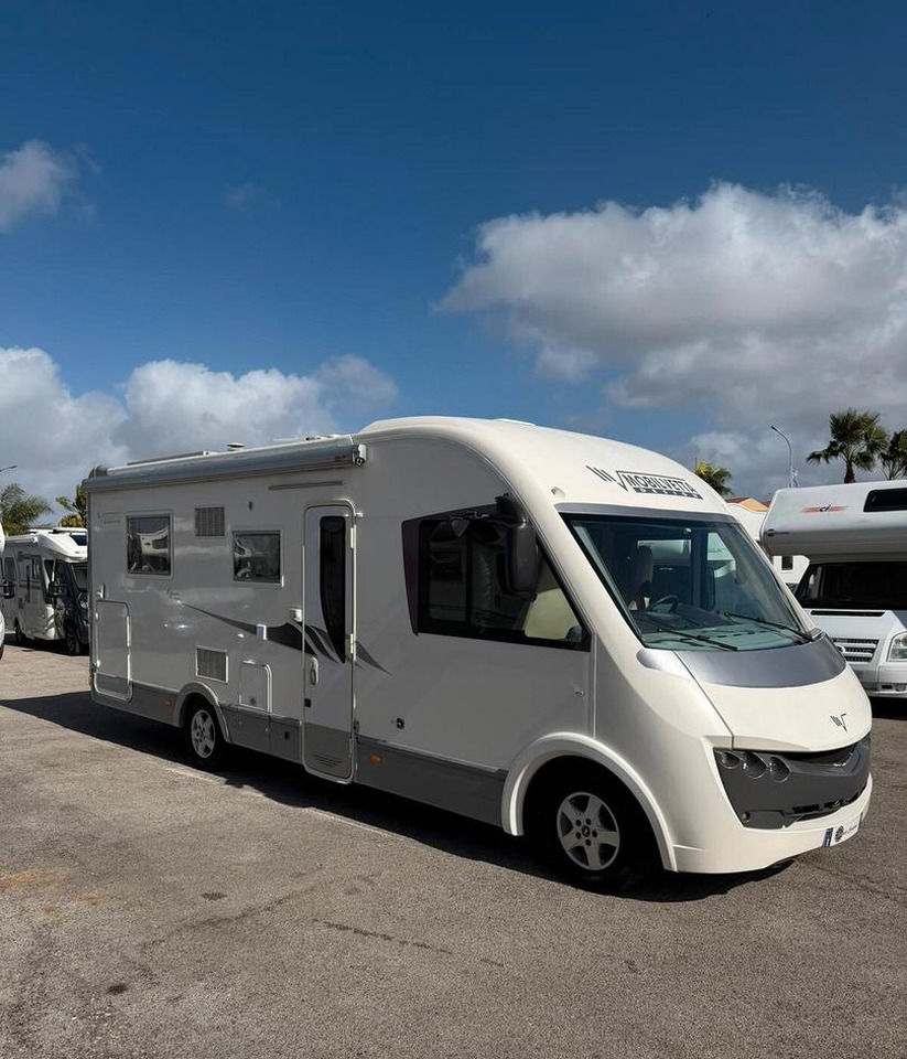 Mobilvetta K-YACHT 83 - Integrált lakóautó: 2 kép. Mobilvetta K-YACHT 83 - Integrált lakóautó: 2 kép.