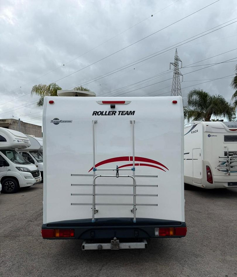 ROLLER TEAM GRANDUCA GARAGE P - Félintegrált lakóautó: 4 kép. ROLLER TEAM GRANDUCA GARAGE P - Félintegrált lakóautó: 4 kép.