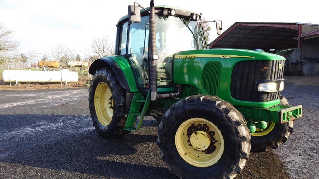 JOHN DEERE 6520 - Mezőgazdasági gépek: 4 kép. JOHN DEERE 6520 - Mezőgazdasági gépek: 4 kép.