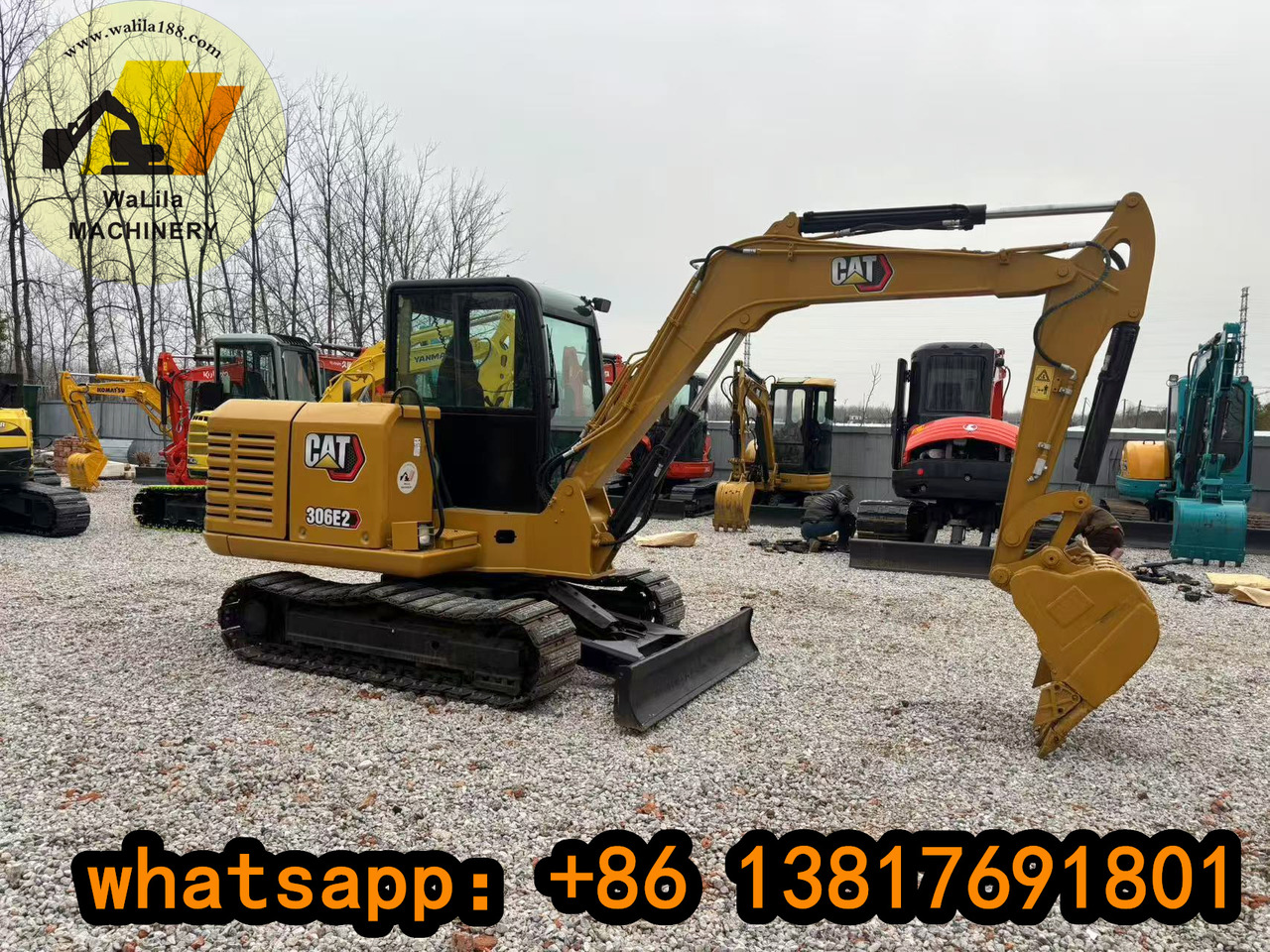 CATERPILLAR 306E2 - Minikotró: 2 kép. CATERPILLAR 306E2 - Minikotró: 2 kép.