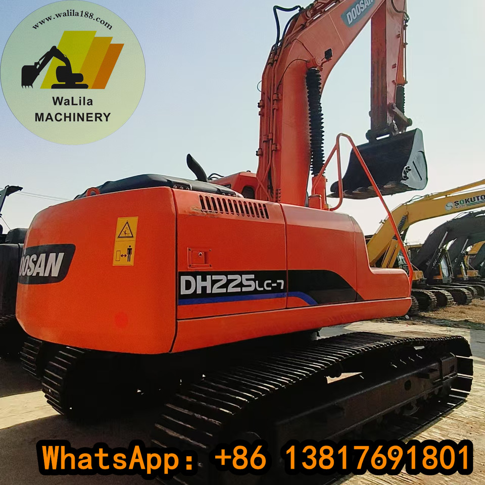 DOOSAN DH225 - Lánctalpas kotró: 1 kép. DOOSAN DH225 - Lánctalpas kotró: 1 kép.
