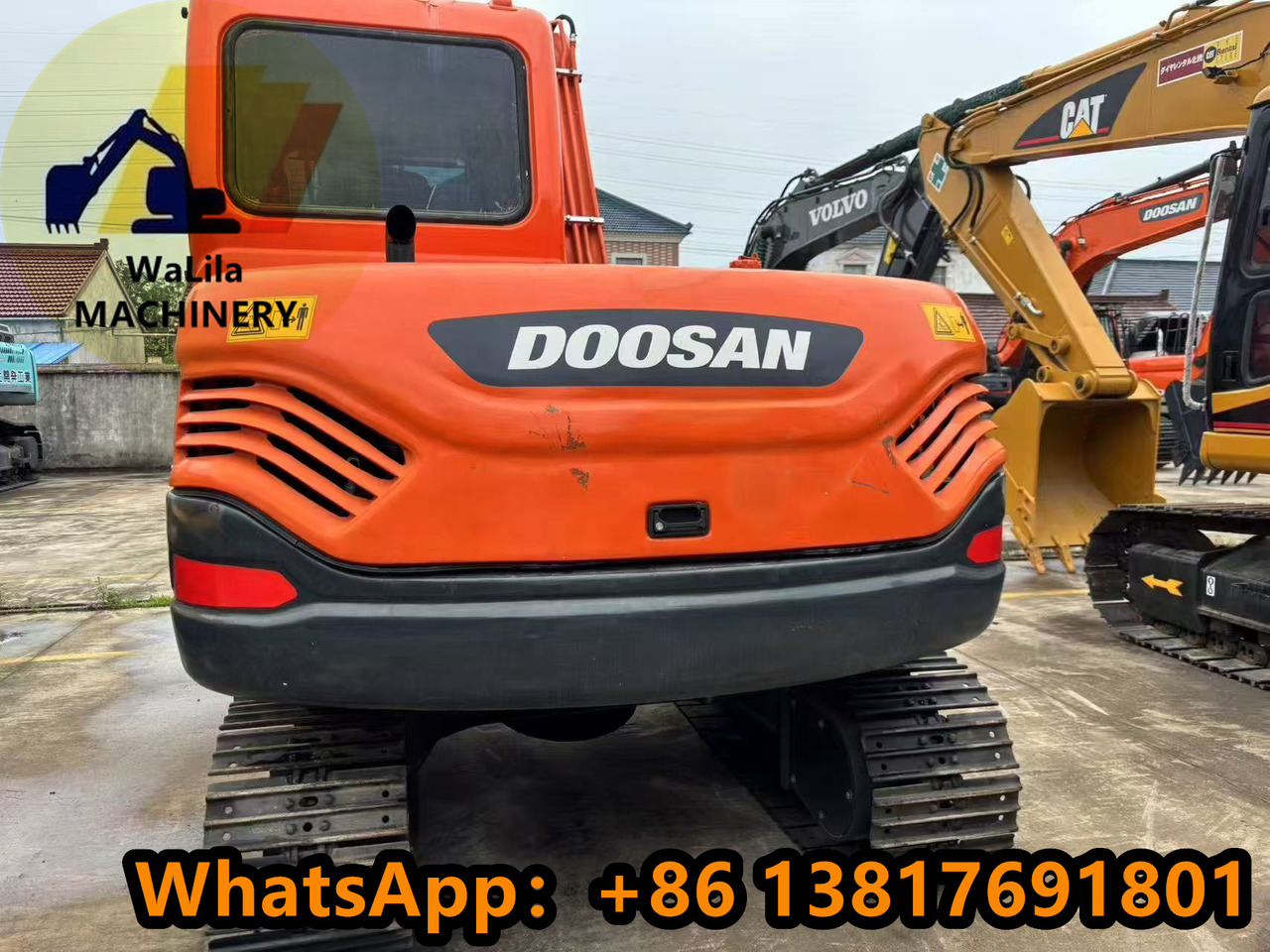 DOOSAN DX75-9 - Minikotró: 2 kép. DOOSAN DX75-9 - Minikotró: 2 kép.