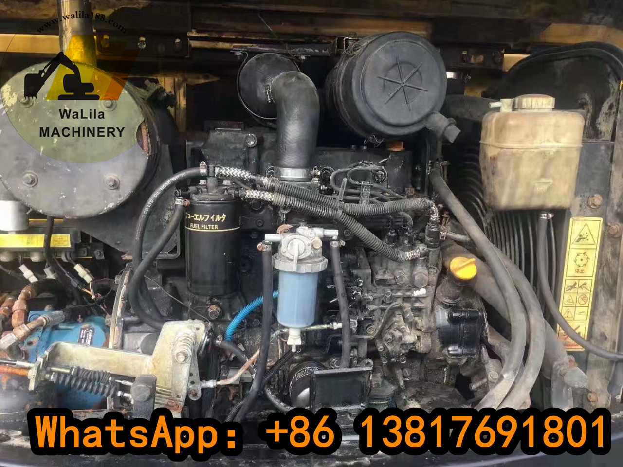 HYUNDAI R60W - Minikotró: 2 kép. HYUNDAI R60W - Minikotró: 2 kép.