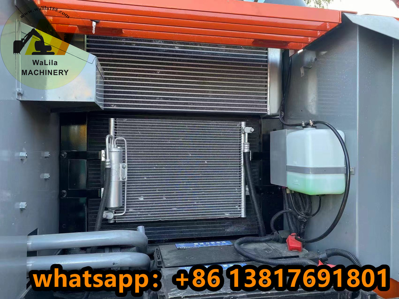 Hitachi Hitachi zx250 - Lánctalpas kotró: 3 kép. Hitachi Hitachi zx250 - Lánctalpas kotró: 3 kép.