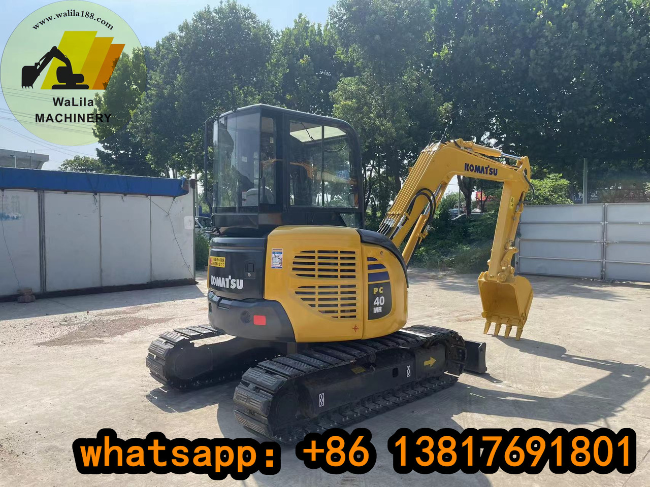 KOMATSU PC 40 MR-3 - Minikotró: 3 kép. KOMATSU PC 40 MR-3 - Minikotró: 3 kép.
