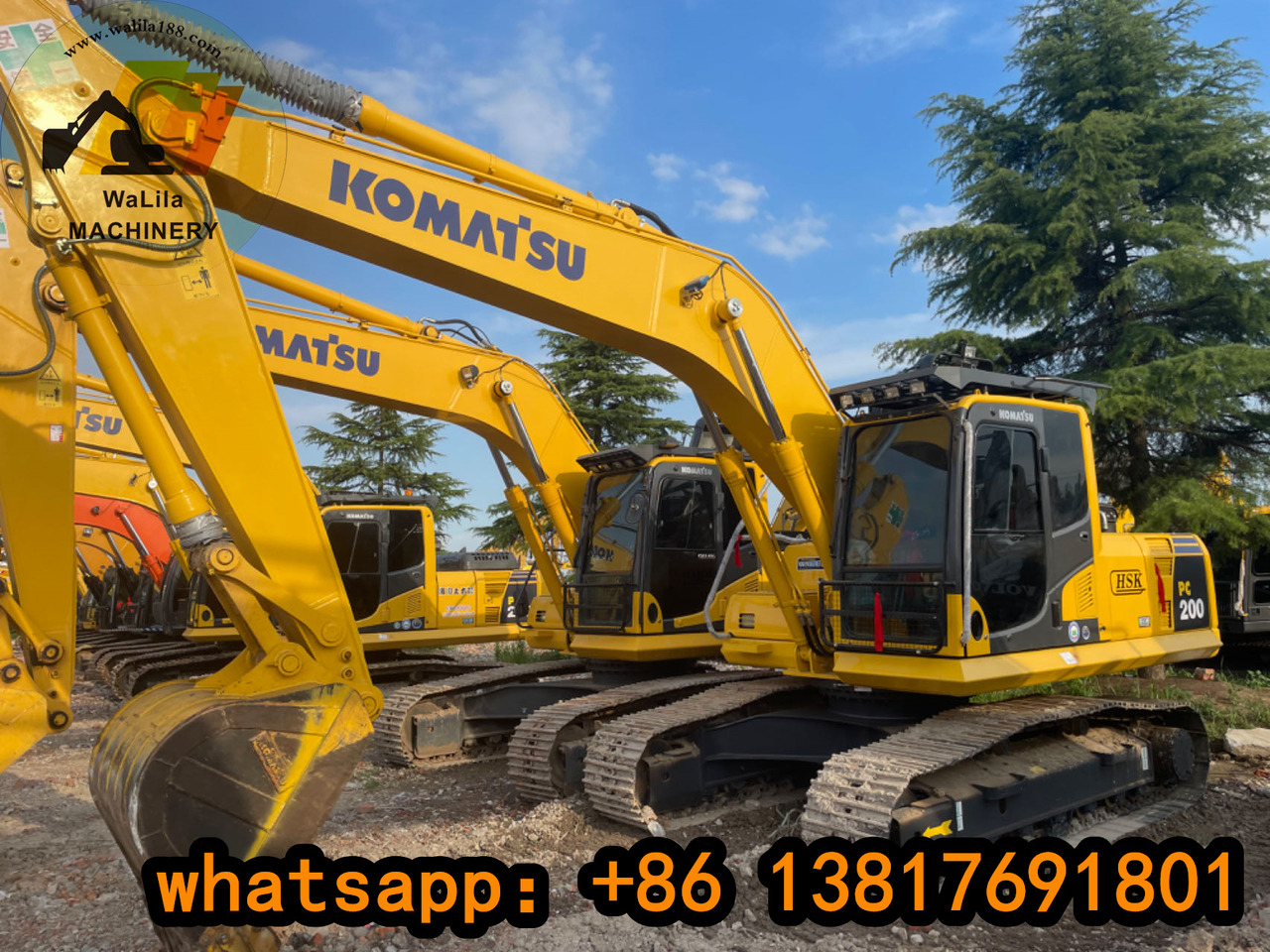 KOMATSU PC200-8 - Lánctalpas kotró: 2 kép. KOMATSU PC200-8 - Lánctalpas kotró: 2 kép.