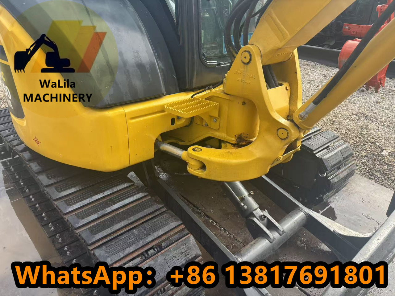KOMATSU PC50MR-3 - Minikotró: 3 kép. KOMATSU PC50MR-3 - Minikotró: 3 kép.