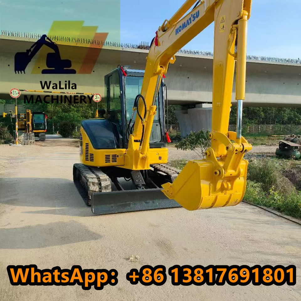 KOMATSU PC55 - Minikotró: 1 kép. KOMATSU PC55 - Minikotró: 1 kép.