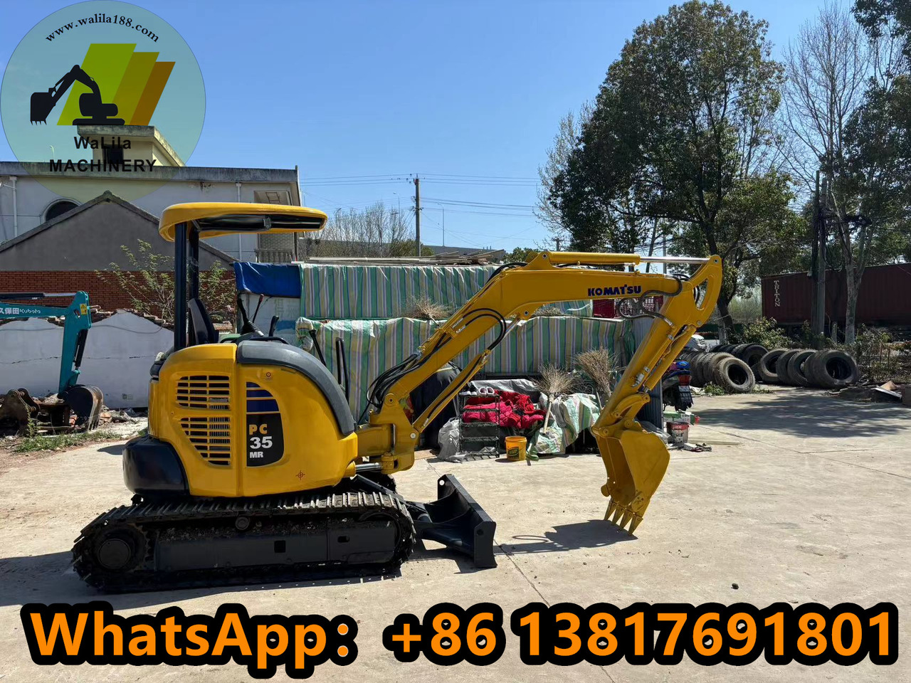 KOMATSU Pc35 - Minikotró: 5 kép. KOMATSU Pc35 - Minikotró: 5 kép.