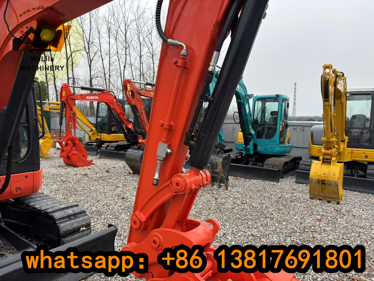 KUBOTA KX163 - Minikotró: 2 kép. KUBOTA KX163 - Minikotró: 2 kép.