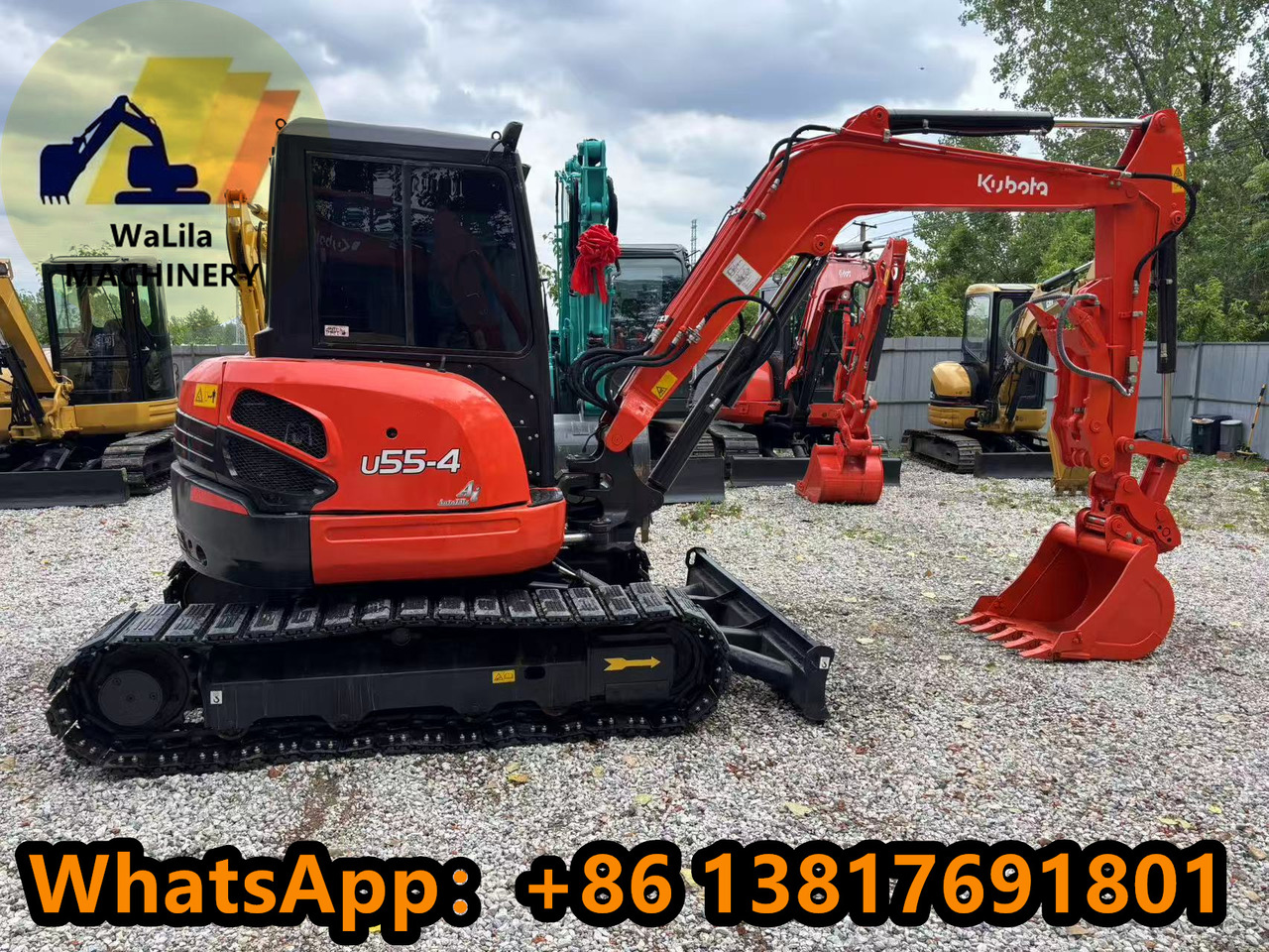 KUBOTA U55-4 - Minikotró: 2 kép. KUBOTA U55-4 - Minikotró: 2 kép.