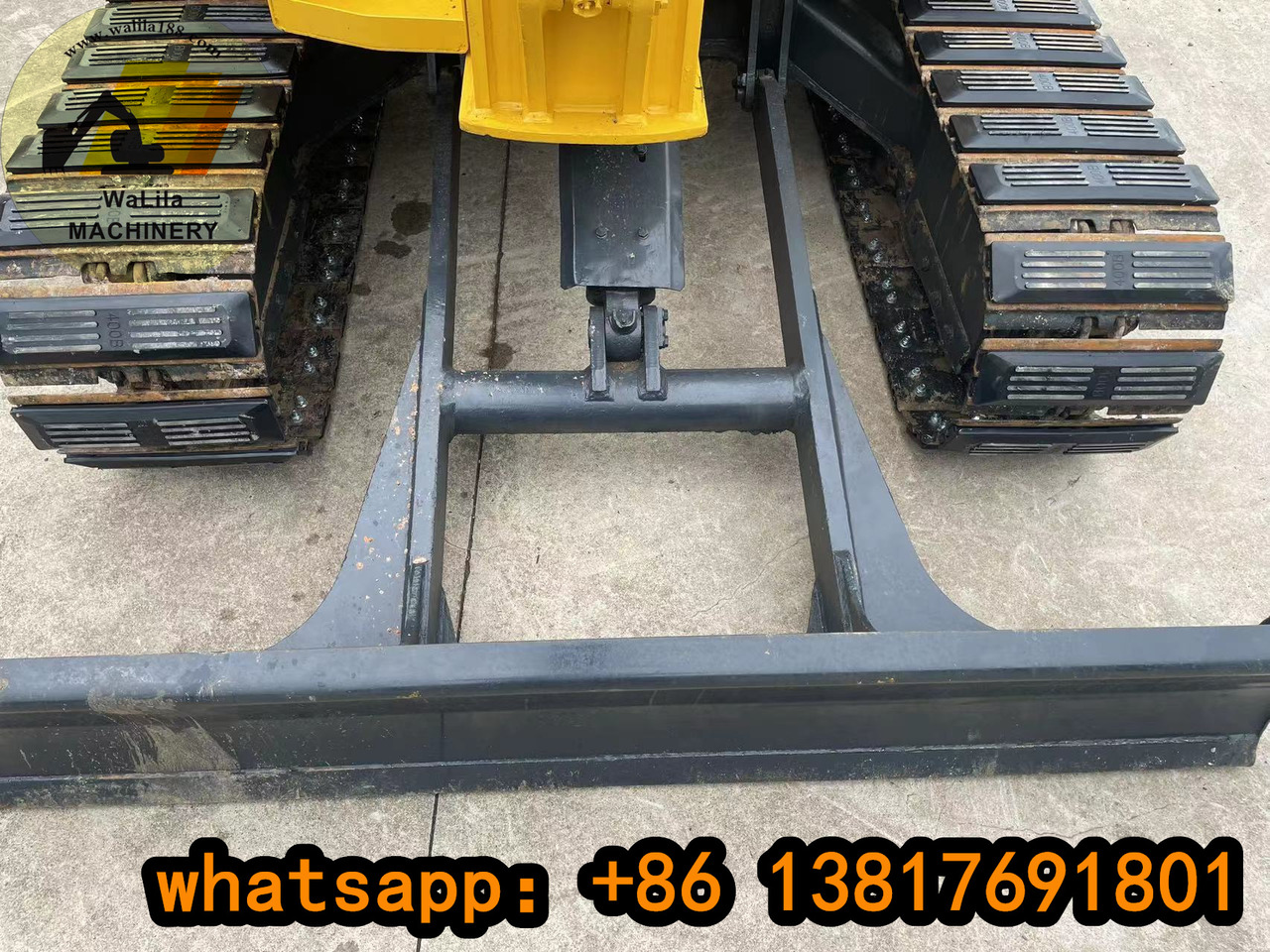Komatsu PC 56-7 PC56-7 - Minikotró: 2 kép. Komatsu PC 56-7 PC56-7 - Minikotró: 2 kép.