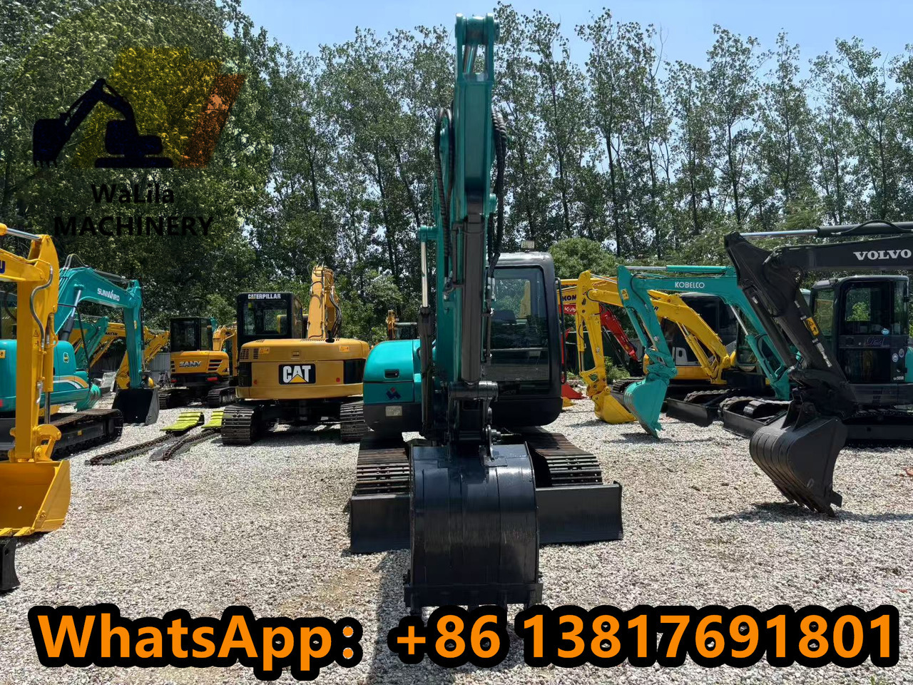 SUNWARD SWE80 - Minikotró: 2 kép. SUNWARD SWE80 - Minikotró: 2 kép.