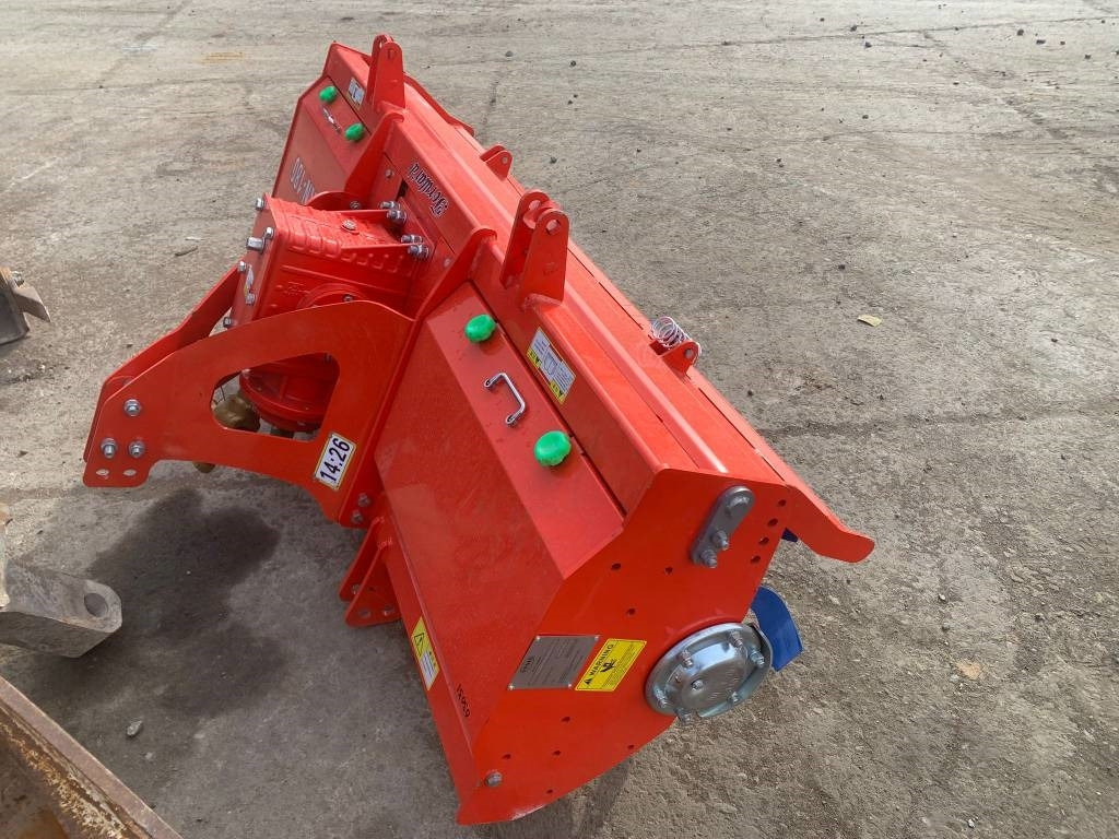 1GKN 180 - Borona: 3 kép. 1GKN 180 - Borona: 3 kép.