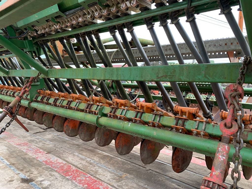 Amazone AD453 - Kombinált vetőgép: 5 kép. Amazone AD453 - Kombinált vetőgép: 5 kép.