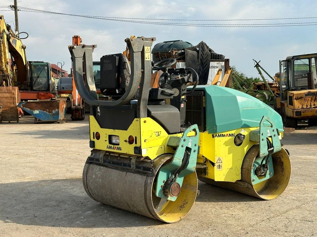 Ammann ARX 26  - Úthenger: 4 kép. Ammann ARX 26  - Úthenger: 4 kép.