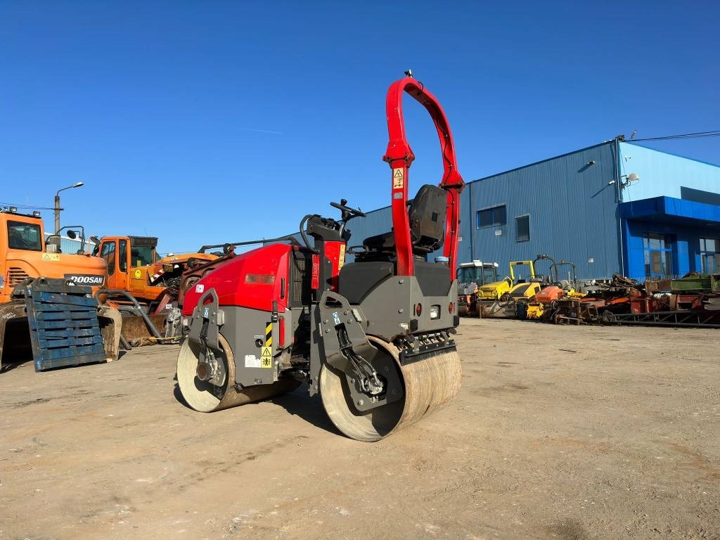 Ammann ARX23  - Úthenger: 3 kép. Ammann ARX23  - Úthenger: 3 kép.