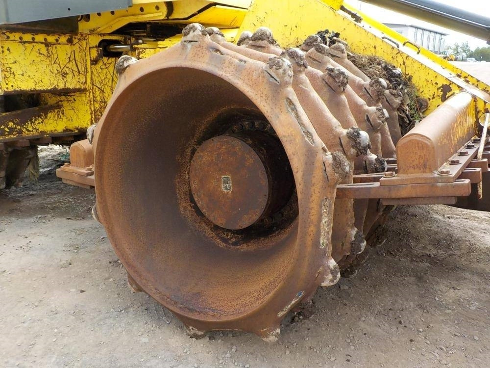 Talajtömörítő Bomag BC 671 RB: 10 kép. Talajtömörítő Bomag BC 671 RB: 10 kép.