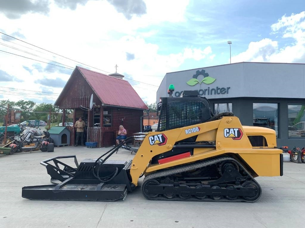 CAT ASV RC100 - Mini homlokrakodó: 5 kép. CAT ASV RC100 - Mini homlokrakodó: 5 kép.