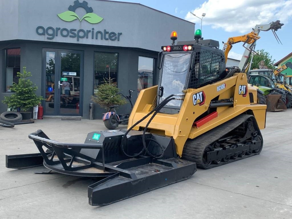 CAT ASV RC100 - Mini homlokrakodó: 1 kép. CAT ASV RC100 - Mini homlokrakodó: 1 kép.