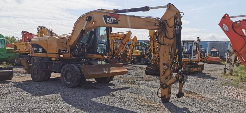 CAT M 315 D  lízing CAT M 315 D: 6 kép.
