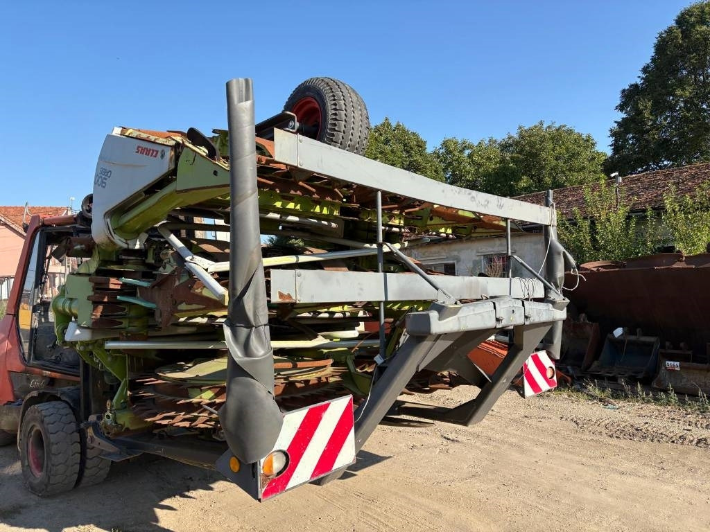 Claas 992 - Betakarítógép tartozék: 5 kép. Claas 992 - Betakarítógép tartozék: 5 kép.