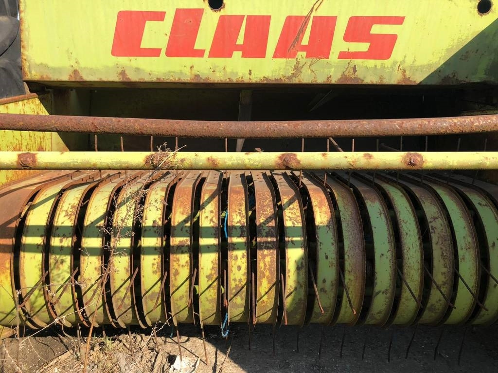 Claas Markant - Kocka bálázó: 5 kép. Claas Markant - Kocka bálázó: 5 kép.