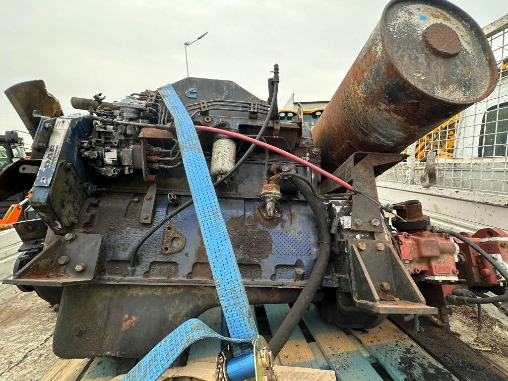 Cummins 315 - Motor - Építőipari gépek: 3 kép. Cummins 315 - Motor - Építőipari gépek: 3 kép.