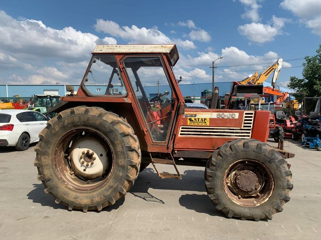 Fiat 80-90 DT - Traktor: 3 kép. Fiat 80-90 DT - Traktor: 3 kép.