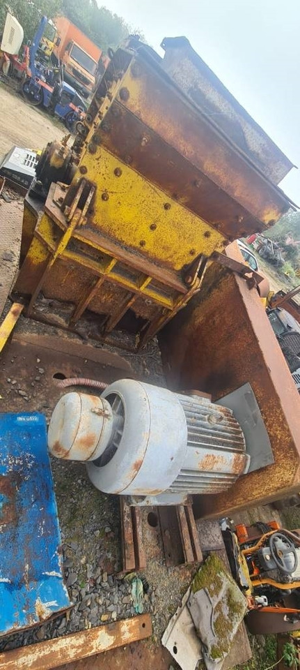 Godwin Godwin - Törőgép: 2 kép. Godwin Godwin - Törőgép: 2 kép.