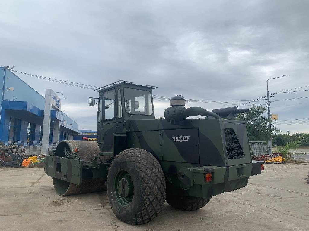 Hamm 2510 SD - Talajtömörítő: 3 kép. Hamm 2510 SD - Talajtömörítő: 3 kép.