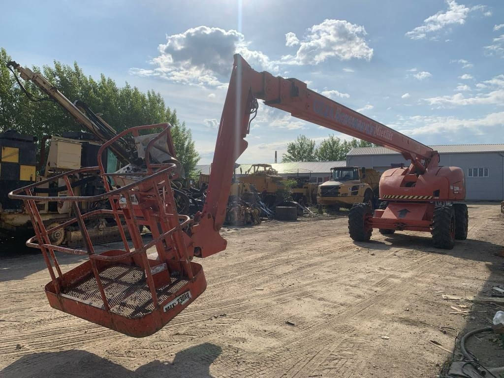 Haulotte H 25 TPX - Teleszkópos emelő: 5 kép. Haulotte H 25 TPX - Teleszkópos emelő: 5 kép.