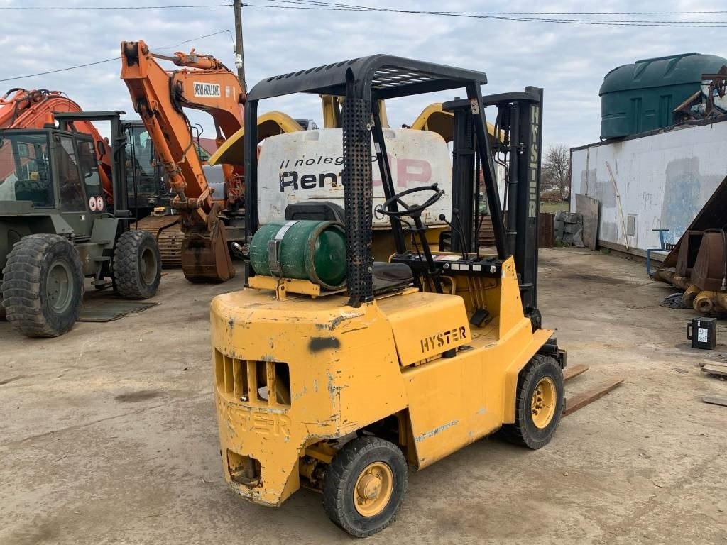 Hyster H 1.50 XL - Gázüzemű targonca: 4 kép. Hyster H 1.50 XL - Gázüzemű targonca: 4 kép.