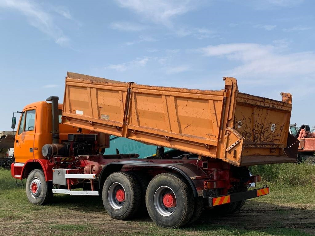 Iveco Astra HD 9 64.34 - Billenőplatós teherautó: 3 kép. Iveco Astra HD 9 64.34 - Billenőplatós teherautó: 3 kép.