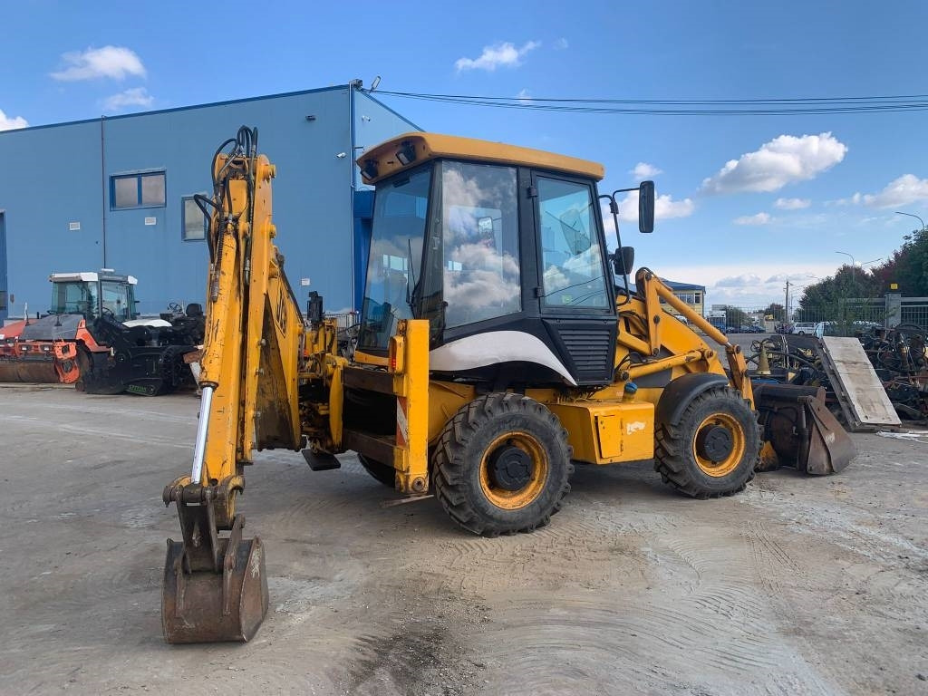 JCB 2 CX - Kotrórakodó: 4 kép. JCB 2 CX - Kotrórakodó: 4 kép.