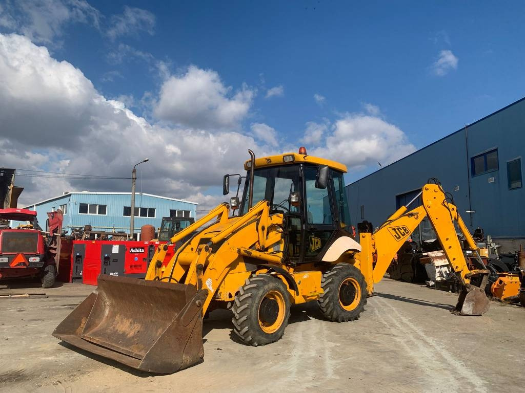 JCB 2 CX - Kotrórakodó: 1 kép. JCB 2 CX - Kotrórakodó: 1 kép.