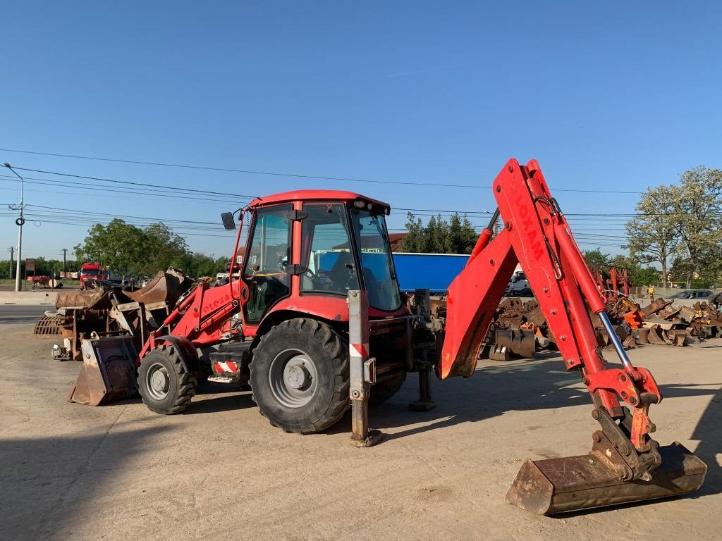 JCB 3 CX - Kotrórakodó: 4 kép. JCB 3 CX - Kotrórakodó: 4 kép.