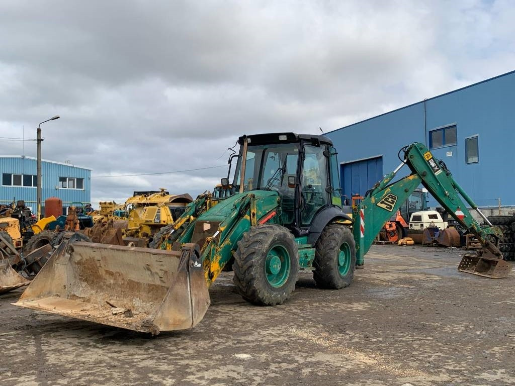 JCB 3 CX Super - Kotrórakodó: 4 kép. JCB 3 CX Super - Kotrórakodó: 4 kép.