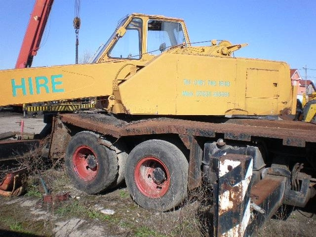 Kato 16T - Autódaru: 3 kép. Kato 16T - Autódaru: 3 kép.