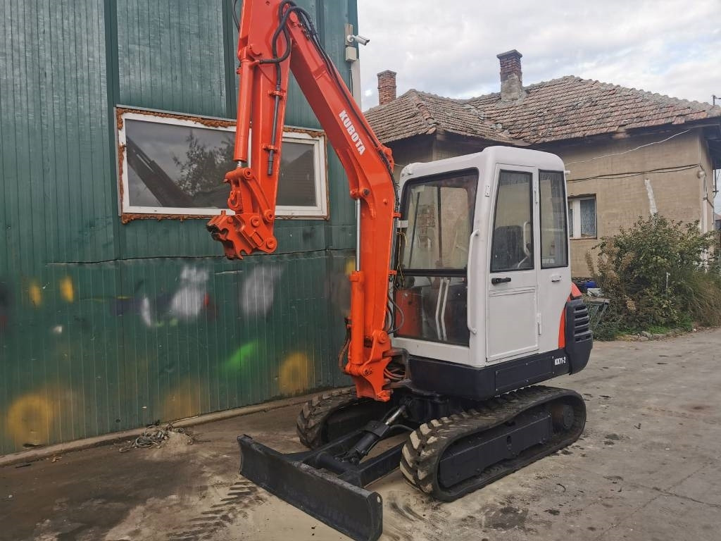 Kubota KX 71-2 - Minikotró: 1 kép. Kubota KX 71-2 - Minikotró: 1 kép.
