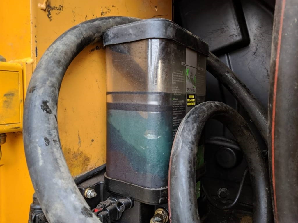 Lánctalpas kotró Liebherr R 317 Litronic: 7 kép.