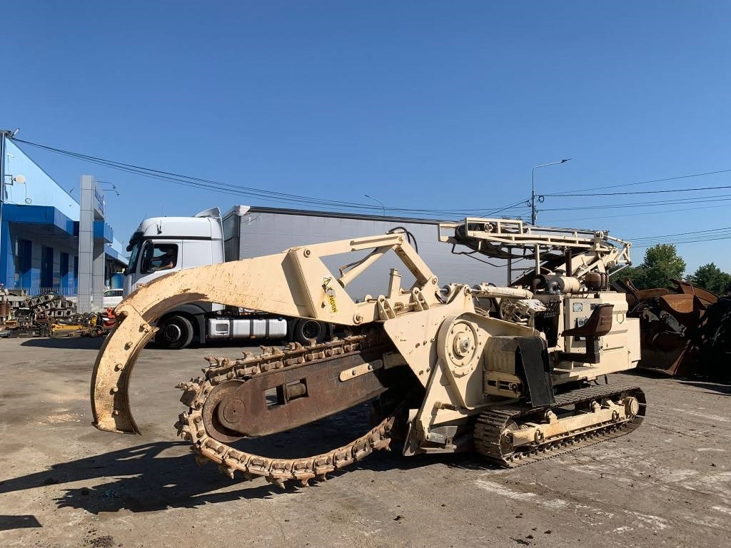 Mastenbroek 1012 - Árokásó: 4 kép. Mastenbroek 1012 - Árokásó: 4 kép.