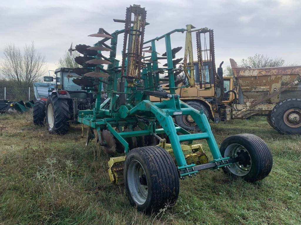 Morro Pietro Meccanica Uniko - Tárcsás borona: 3 kép. Morro Pietro Meccanica Uniko - Tárcsás borona: 3 kép.