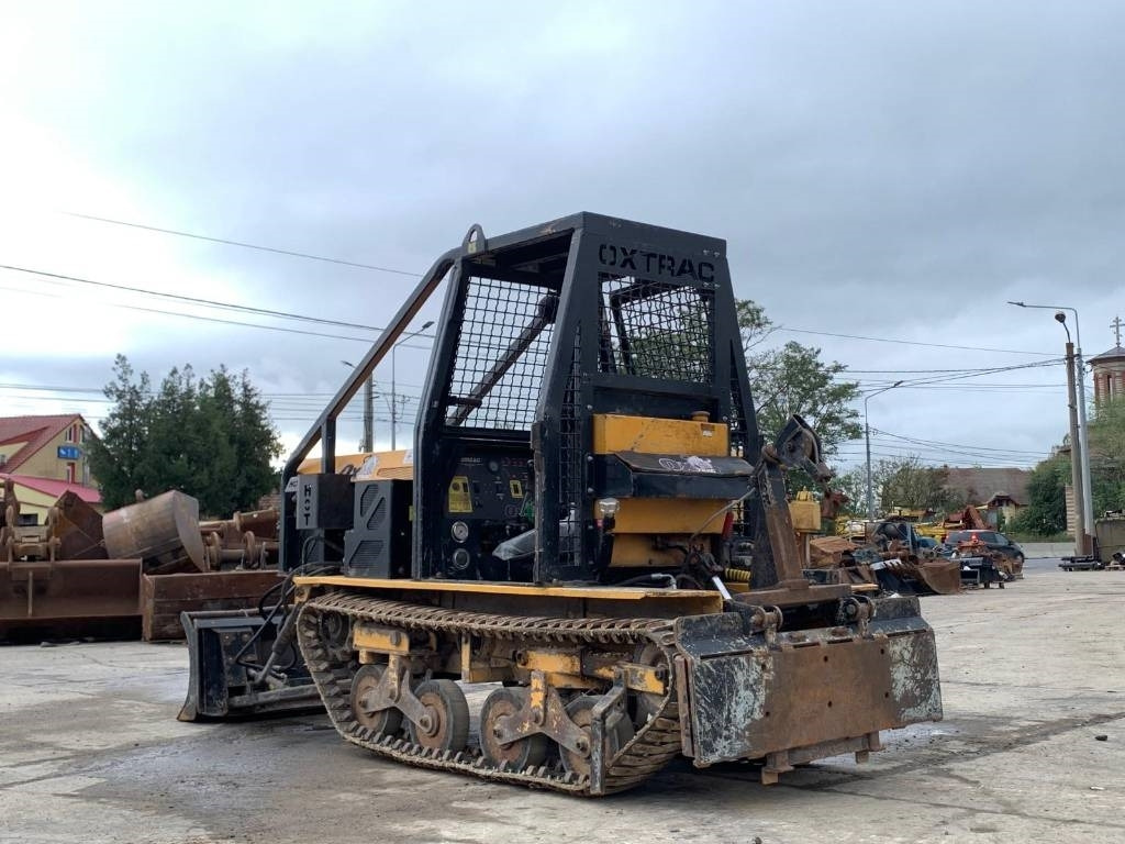 Oxtrac 2001 - Erdészeti traktor: 4 kép. Oxtrac 2001 - Erdészeti traktor: 4 kép.