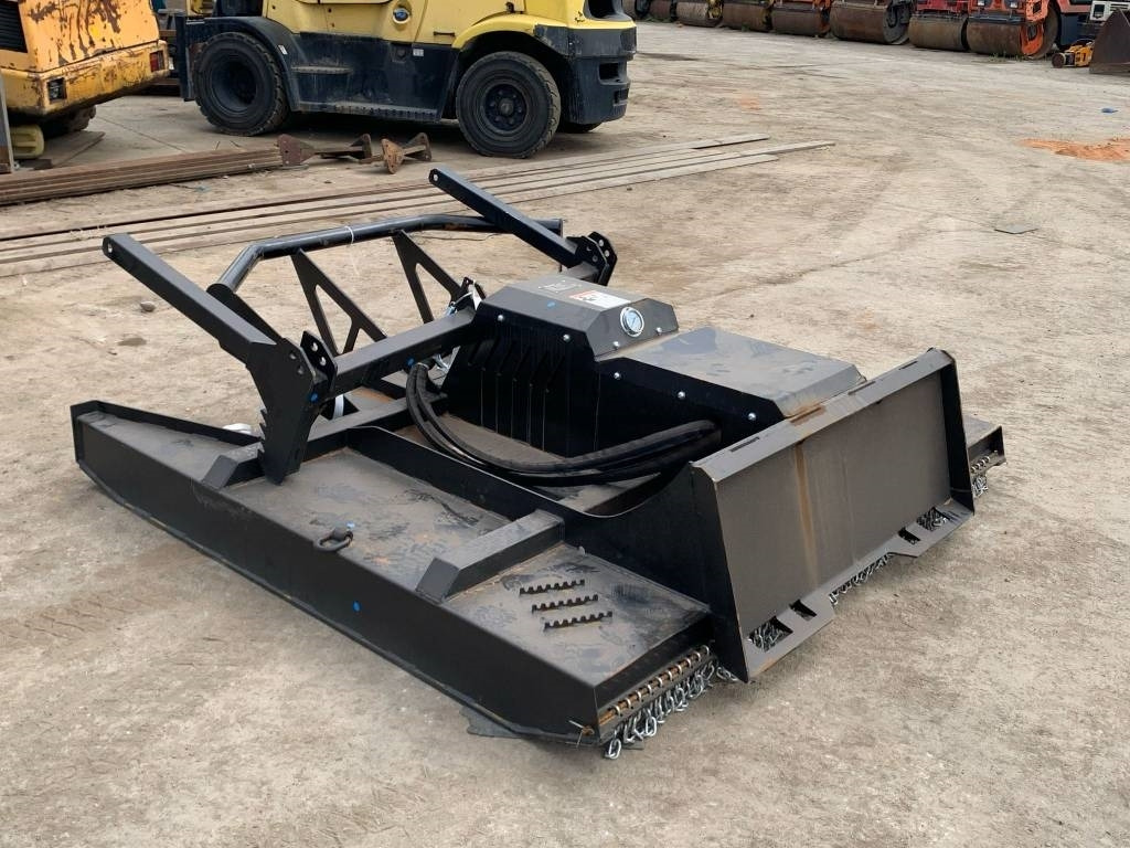 Raytree RHBC72 - Erdészeti mulcsozó: 3 kép. Raytree RHBC72 - Erdészeti mulcsozó: 3 kép.