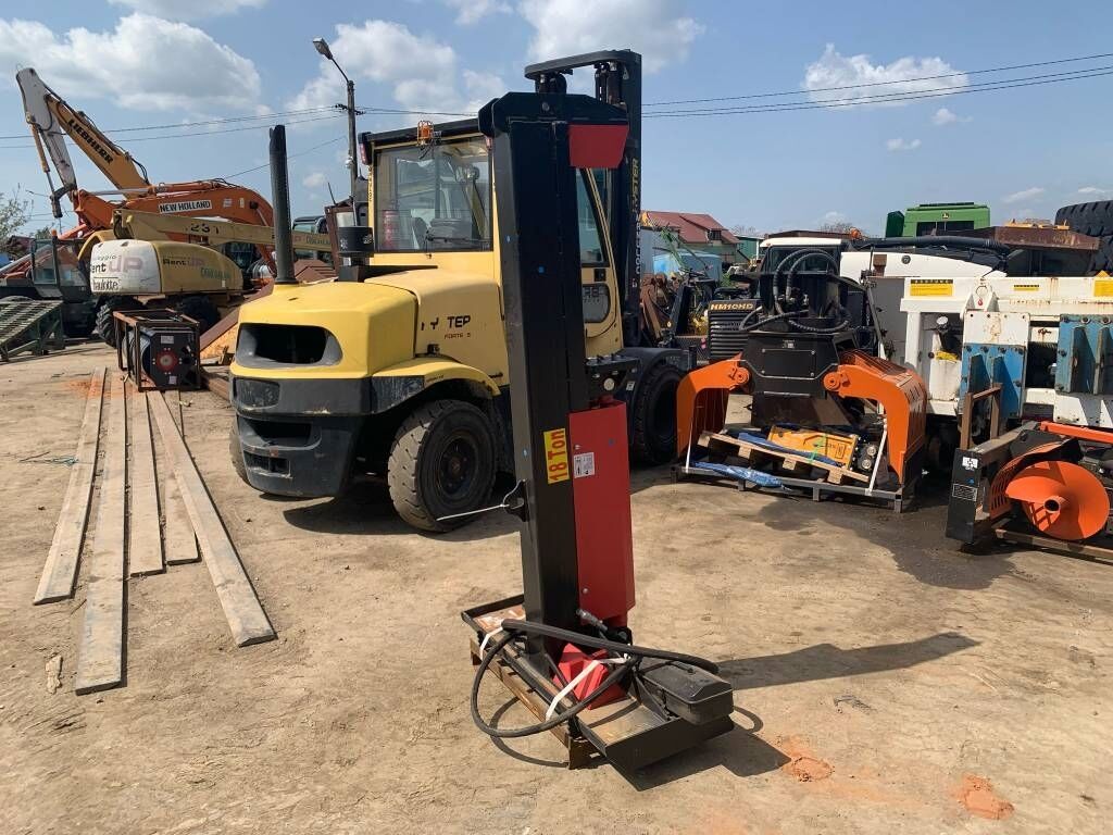 Raytree RMLS18T Raytree RMLS18T - Rönkhasító: 3 kép. Raytree RMLS18T Raytree RMLS18T - Rönkhasító: 3 kép.