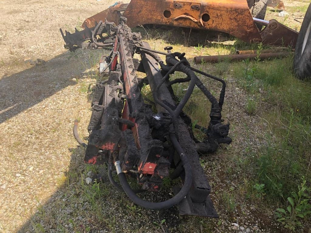 Strassmayr R7500 - Bitumenszóró: 3 kép. Strassmayr R7500 - Bitumenszóró: 3 kép.